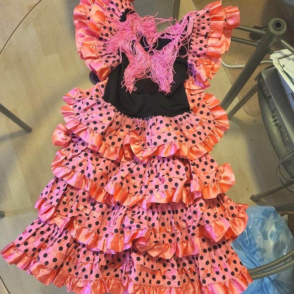 Girl's YOREMY fancy dress Made in Spain -  Size 6